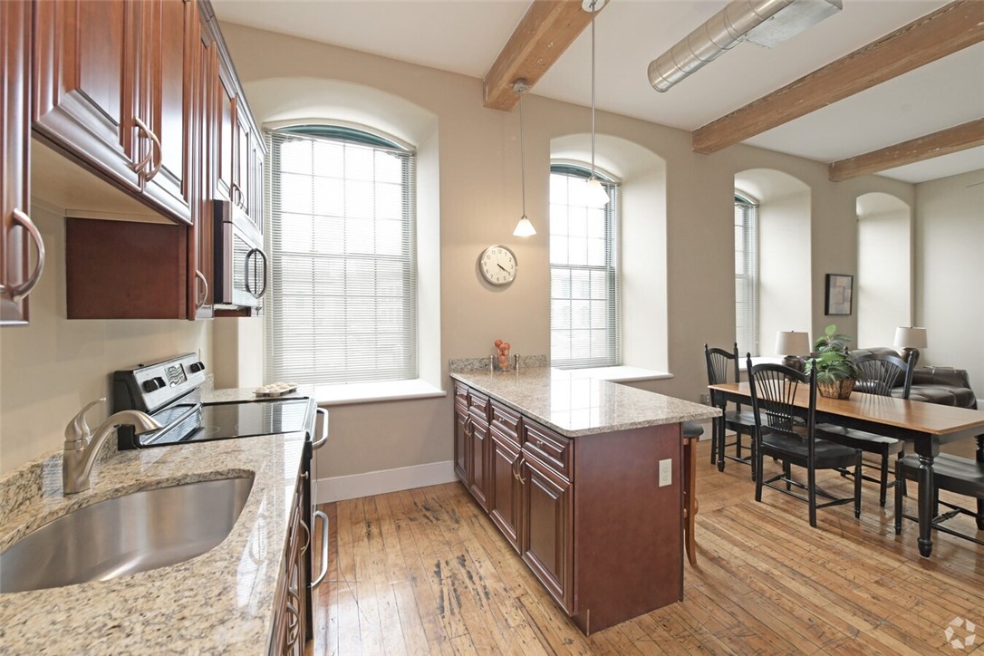 624 Washington Street, Unit A205 Coventry, RI 02816 - Photo 4 of 24
