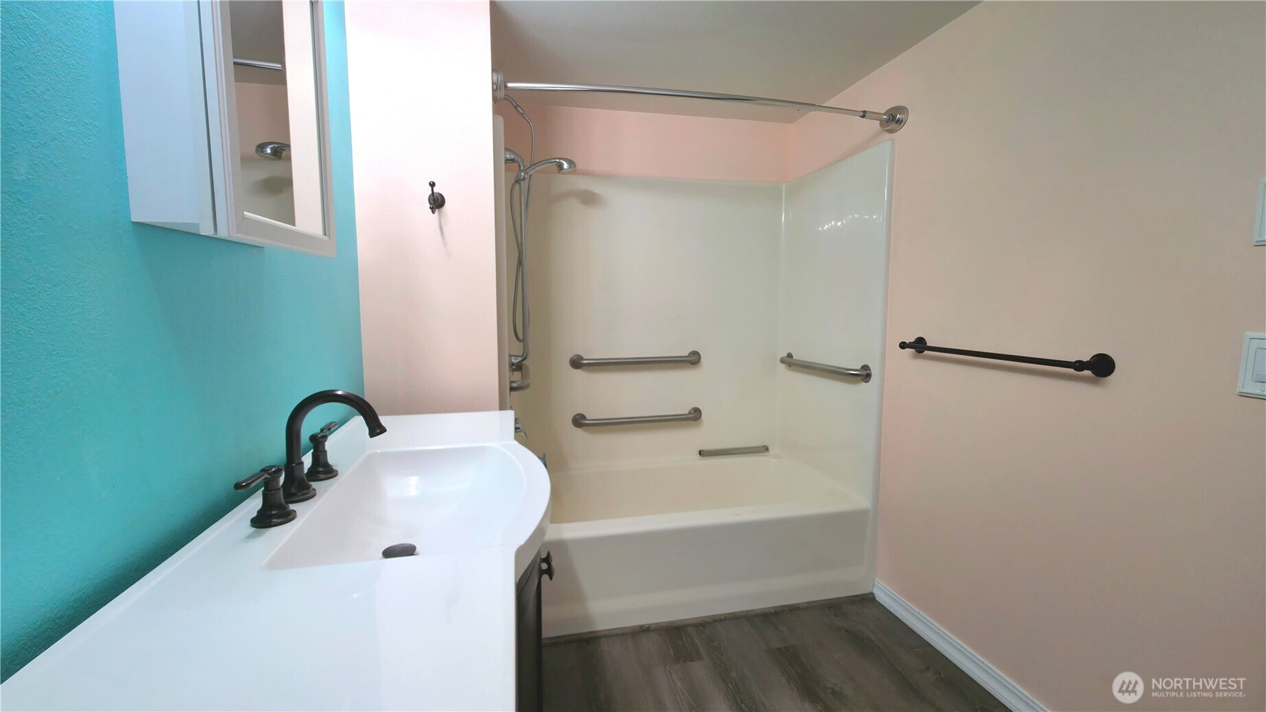 30875 State Rte 20, Unit H102 Oak Harbor, WA 98277 - Photo 17 of 27