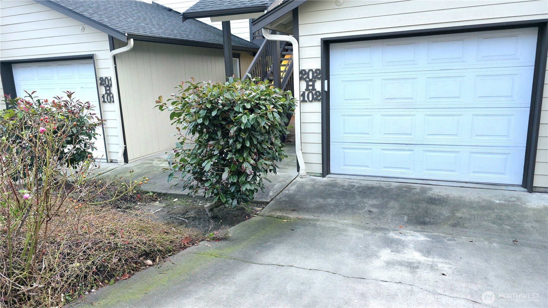 30875 State Rte 20, Unit H102 Oak Harbor, WA 98277 - Photo 23 of 27