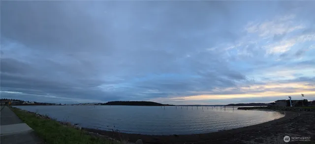 $330,000 | 30875 State Rte 20, Unit H102, Oak Harbor, WA 98277