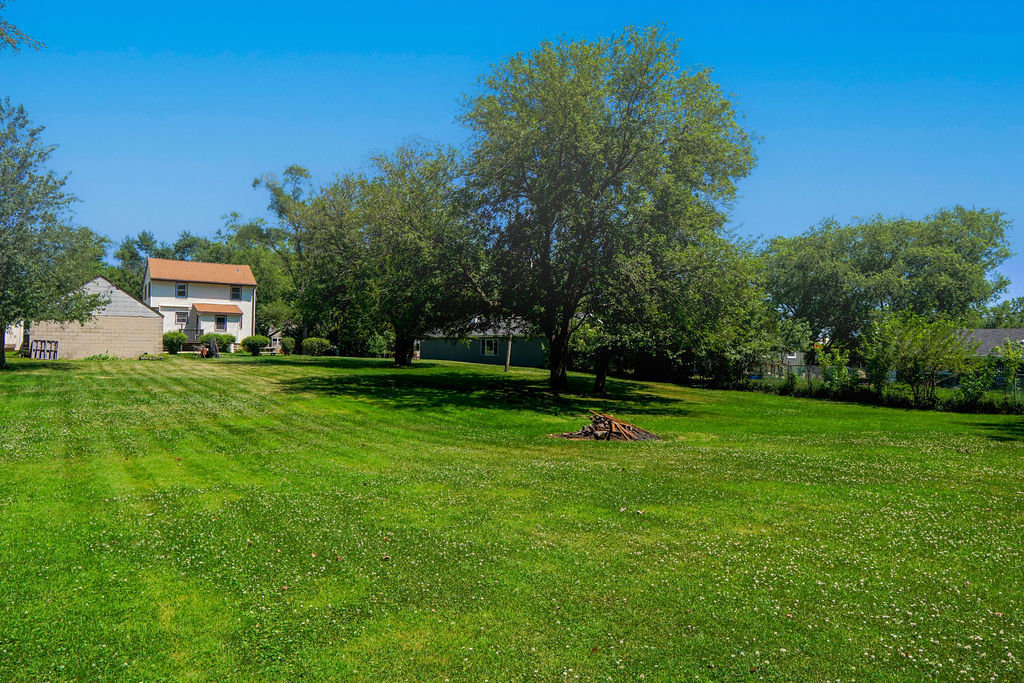 925 South Cedar Road New Lenox, IL 60451 - Photo 6 of 35