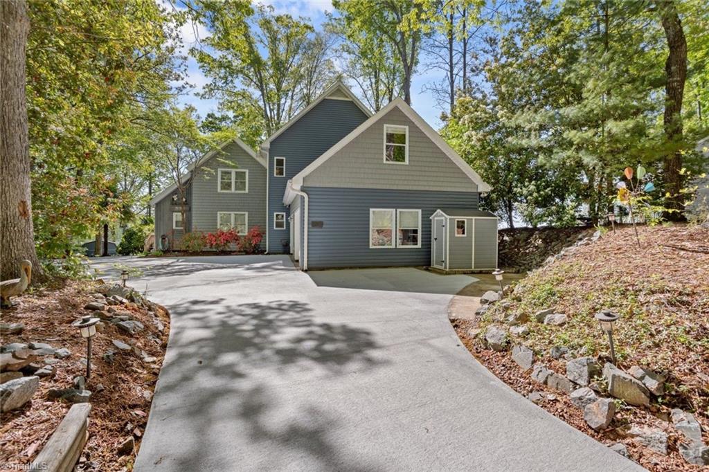 144 Riverside Court Lexington, NC 27292 - Photo 2 of 49