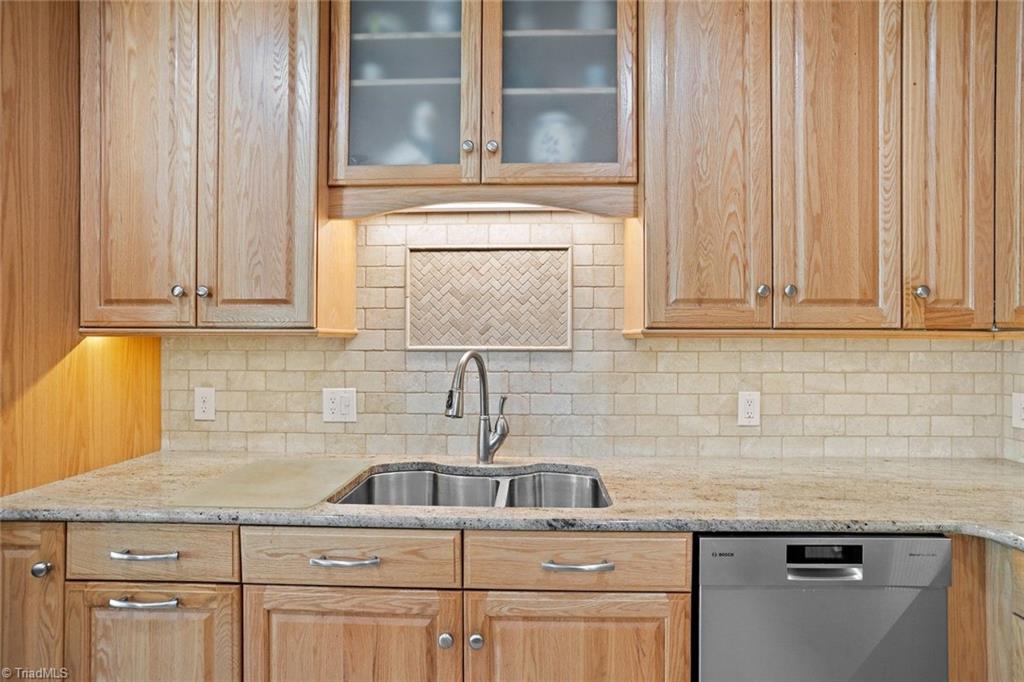 144 Riverside Court Lexington, NC 27292 - Photo 24 of 49