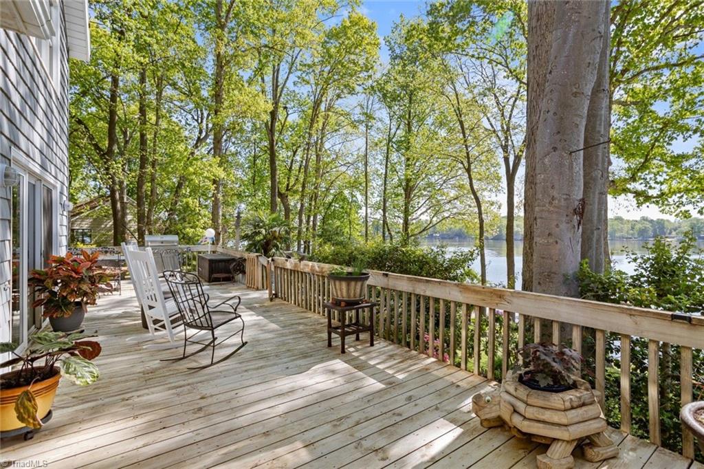 144 Riverside Court Lexington, NC 27292 - Photo 8 of 49