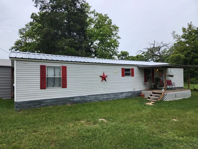 $190,000 | 155 F County Road 430, Buffalo, TX 75831