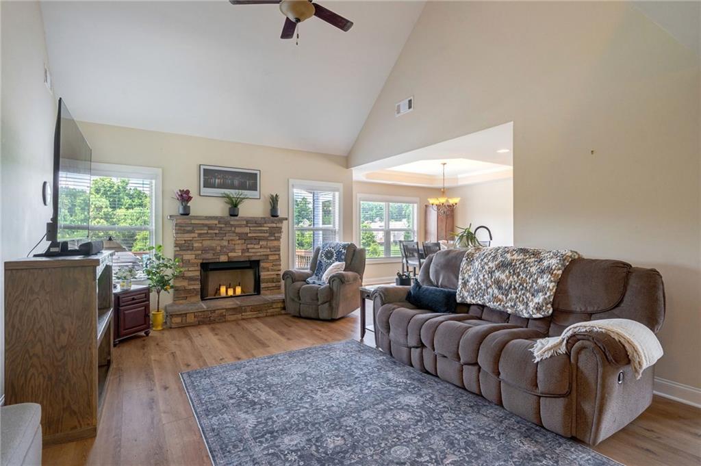 1010 Finch Way Jefferson, GA 30549 - Photo 10 of 70
