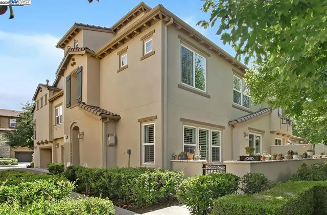 $1,098,000 | 626 Heligan Lane, Unit 4, Livermore, CA 94551