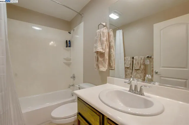 $1,098,000 | 626 Heligan Lane, Unit 4, Livermore, CA 94551