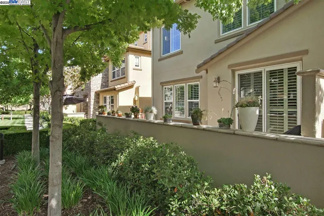 $1,098,000 | 626 Heligan Lane, Unit 4, Livermore, CA 94551