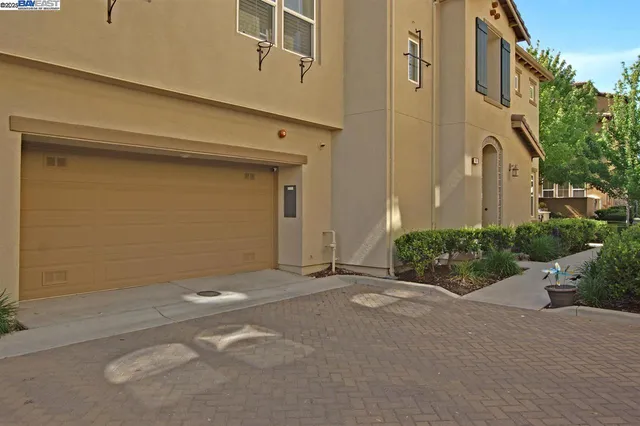 $1,098,000 | 626 Heligan Lane, Unit 4, Livermore, CA 94551