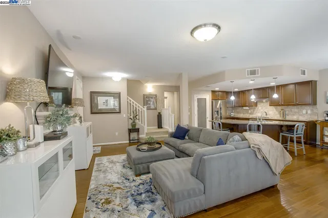 $1,098,000 | 626 Heligan Lane, Unit 4, Livermore, CA 94551