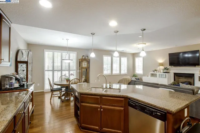 $1,098,000 | 626 Heligan Lane, Unit 4, Livermore, CA 94551