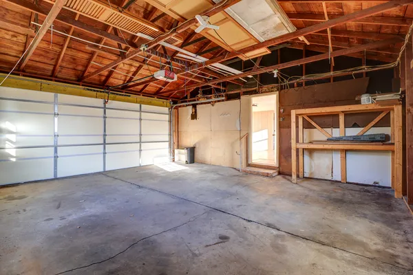 $124,900 | 811 West 19th Street, Sterling, IL 61081