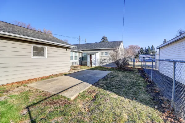 $124,900 | 811 West 19th Street, Sterling, IL 61081