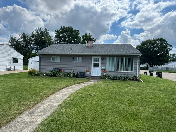 $124,900 | 811 West 19th Street, Sterling, IL 61081