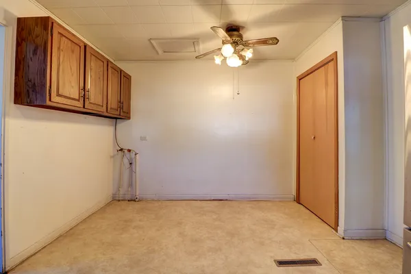 $124,900 | 811 West 19th Street, Sterling, IL 61081