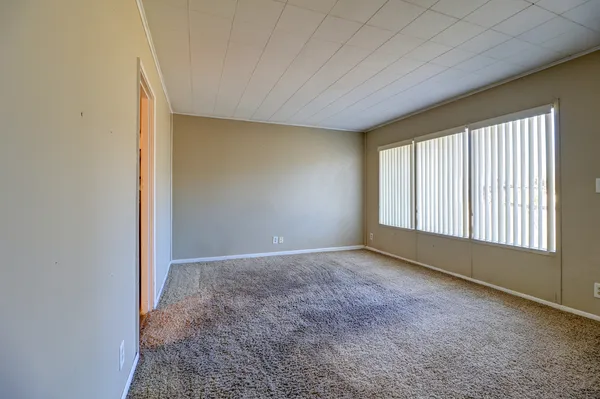 $124,900 | 811 West 19th Street, Sterling, IL 61081