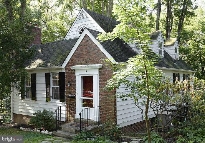 9 Sunnyside Road Silver Spring, MD 20910 - Photo 1 of 1 Exterior (Front)