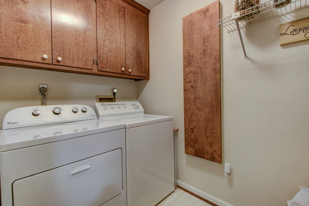 3451 Brymoor Road Southwest Roanoke, VA 24018 - Photo 22 of 52 022-242680-_MG_1139_40_41_42_43_5410019