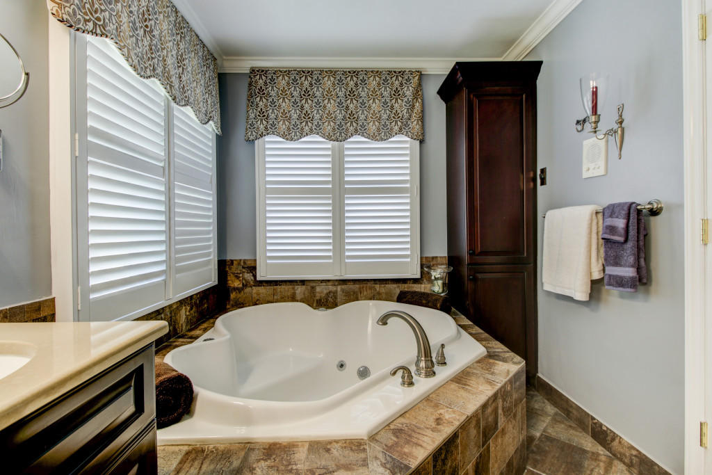3451 Brymoor Road Southwest Roanoke, VA 24018 - Photo 29 of 52 029-242680-_MG_1174_5_6_7_8_5410026