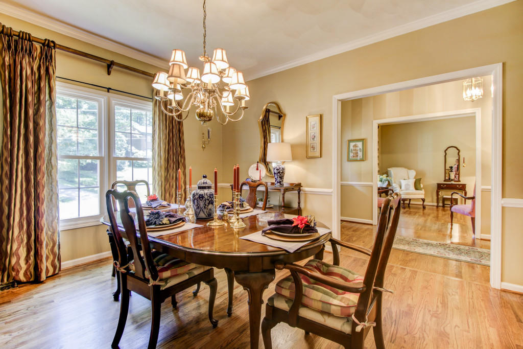 3451 Brymoor Road Southwest Roanoke, VA 24018 - Photo 5 of 52 005-242680-_MG_1119_20_21_22_23_5410016