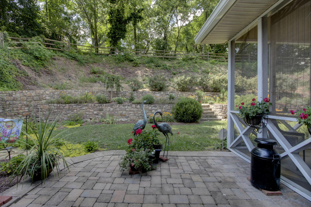 3451 Brymoor Road Southwest Roanoke, VA 24018 - Photo 42 of 52 042-242680-_MG_1379_80_81_82_83_5410070