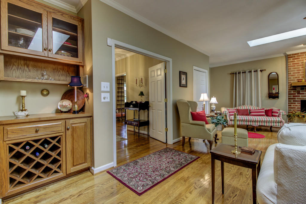 3451 Brymoor Road Southwest Roanoke, VA 24018 - Photo 10 of 52 010-242680-_MG_1244_5_6_7_8_5410035
