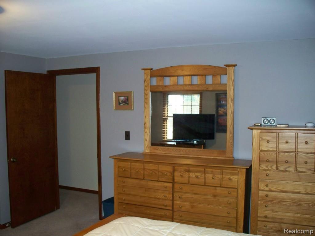 17402 Champaign Road Allen Park, MI 48101 - Photo 19 of 35 MB3.jpg