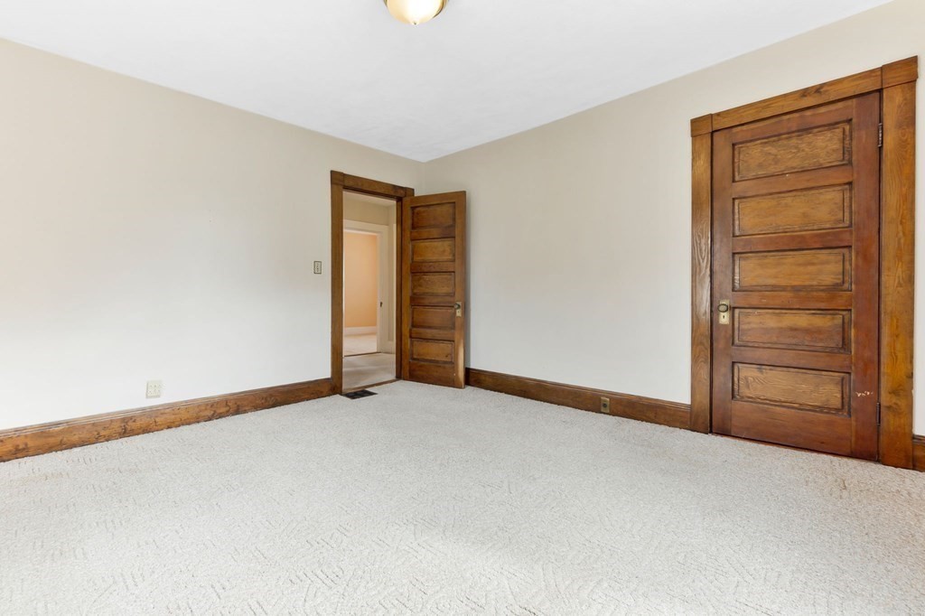 8 Swan Street Beverly, MA 01915 - Photo 18 of 30