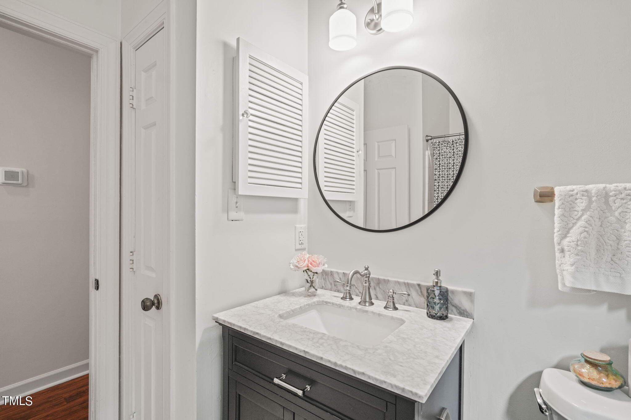 5818 Sentinel Drive Raleigh, NC 27609 - Photo 31 of 50 27-web-or-mls-DSC07157