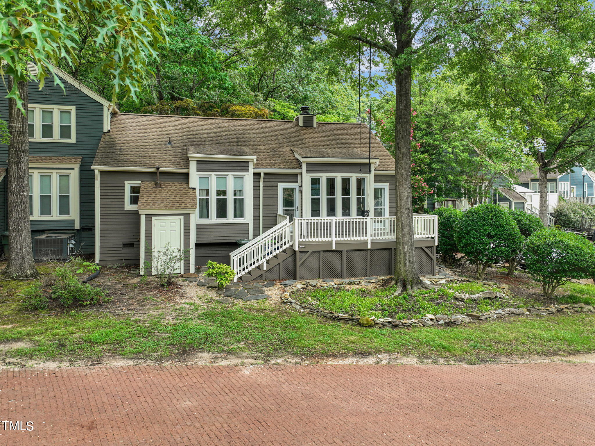 5818 Sentinel Drive Raleigh, NC 27609 - Photo 33 of 50 1