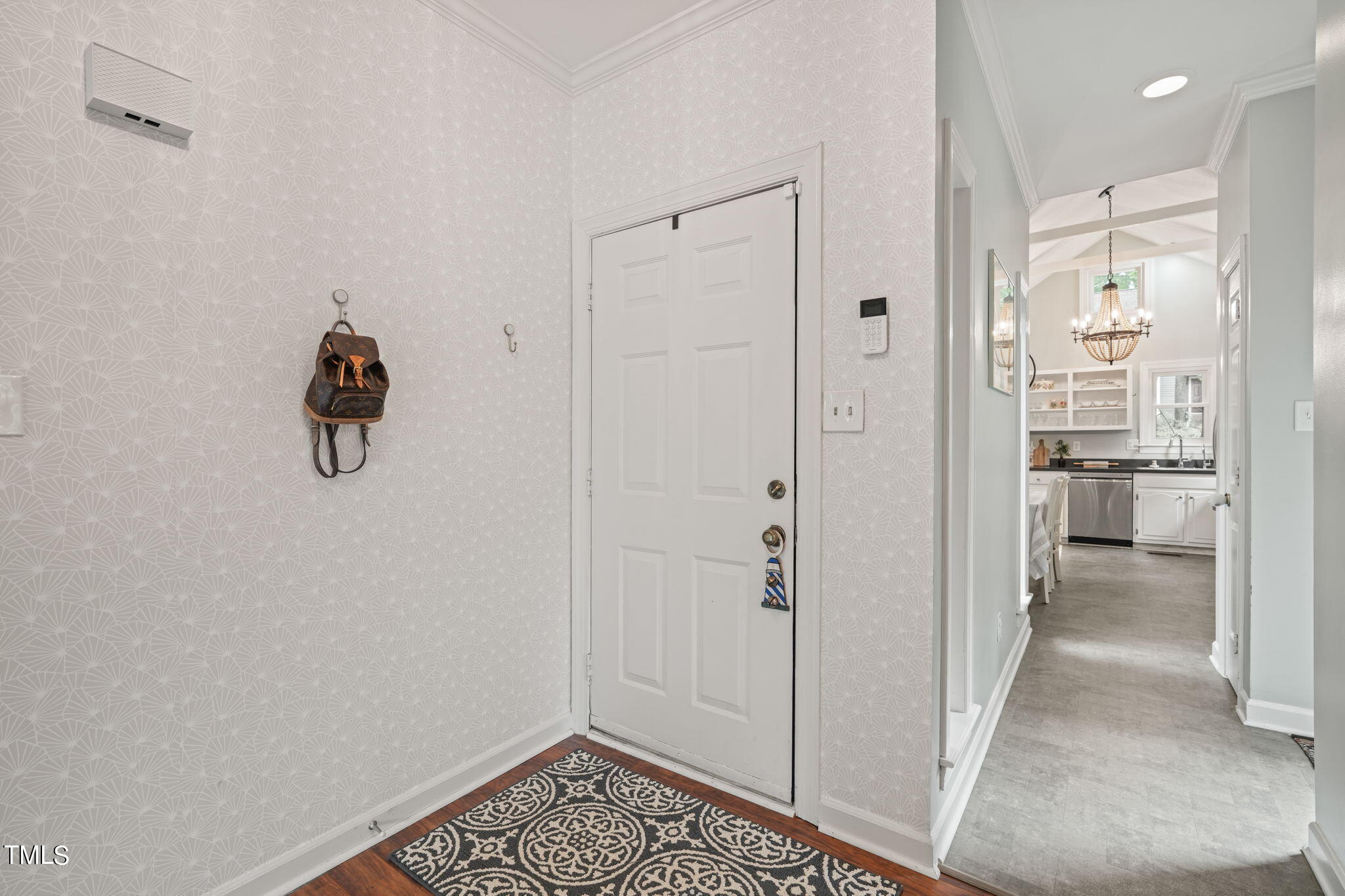 5818 Sentinel Drive Raleigh, NC 27609 - Photo 7 of 50 28-web-or-mls-DSC07132