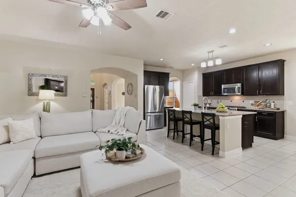 $395,000 | 1737 Round Oak Lane, Conroe, TX 77304