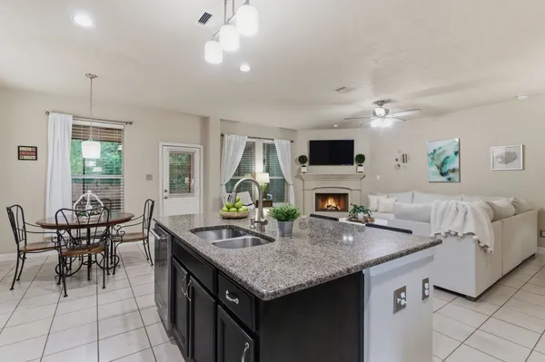 $395,000 | 1737 Round Oak Lane, Conroe, TX 77304