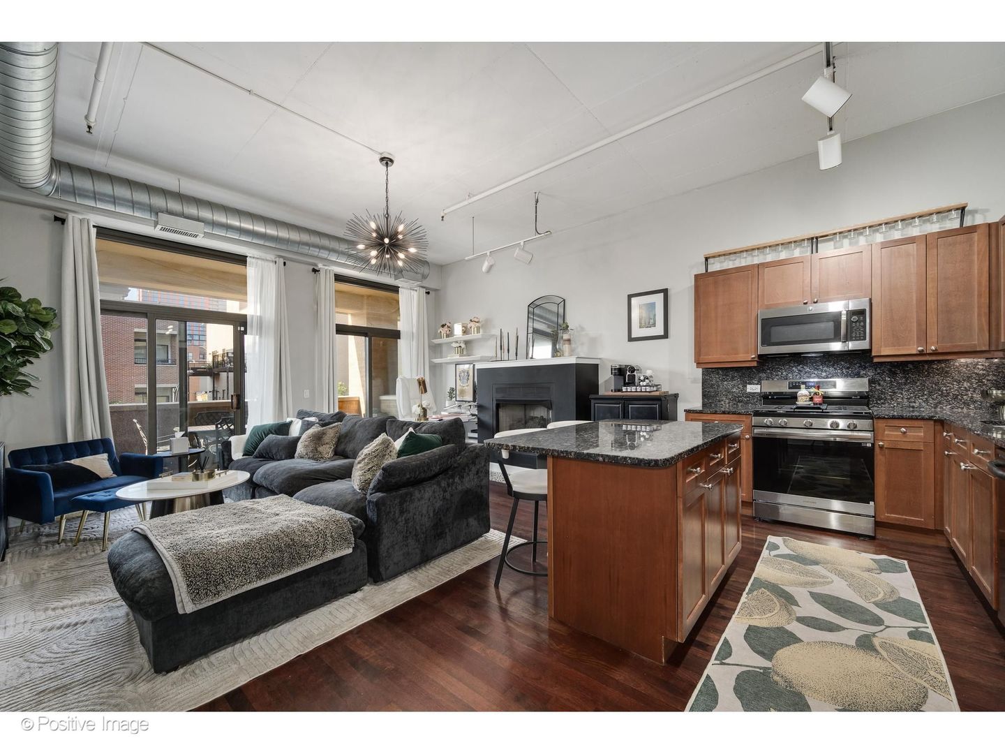 1301 West Madison Street, Unit 304 Chicago, IL 60607 - Photo 2 of 22 Gallery Image 2