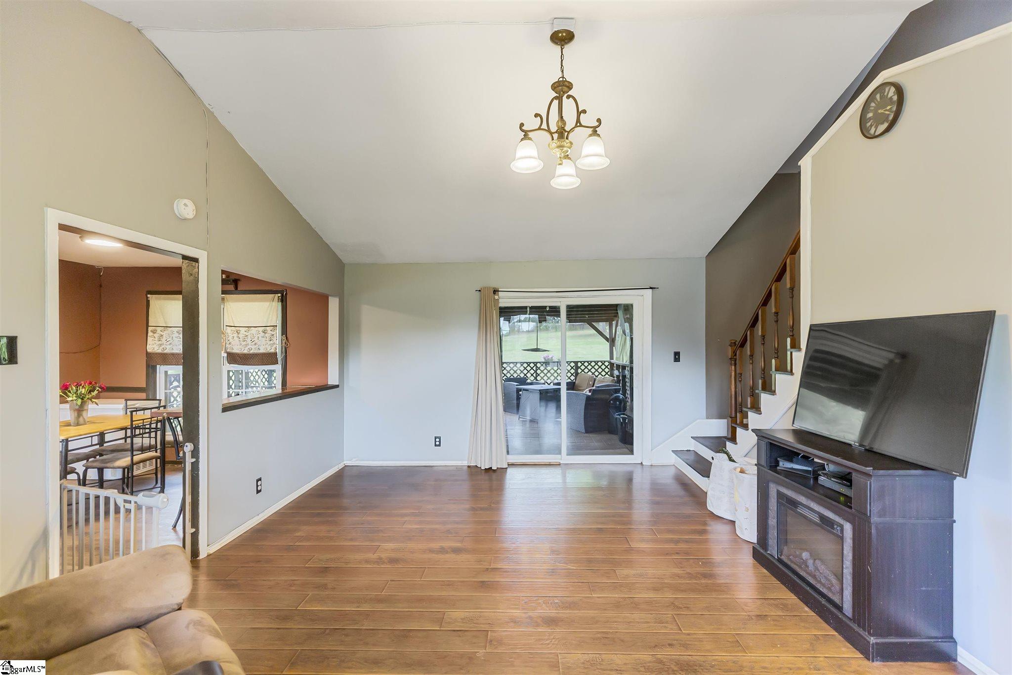 3205 Cannon Road Greer, SC 29651 - Photo 4 of 22
