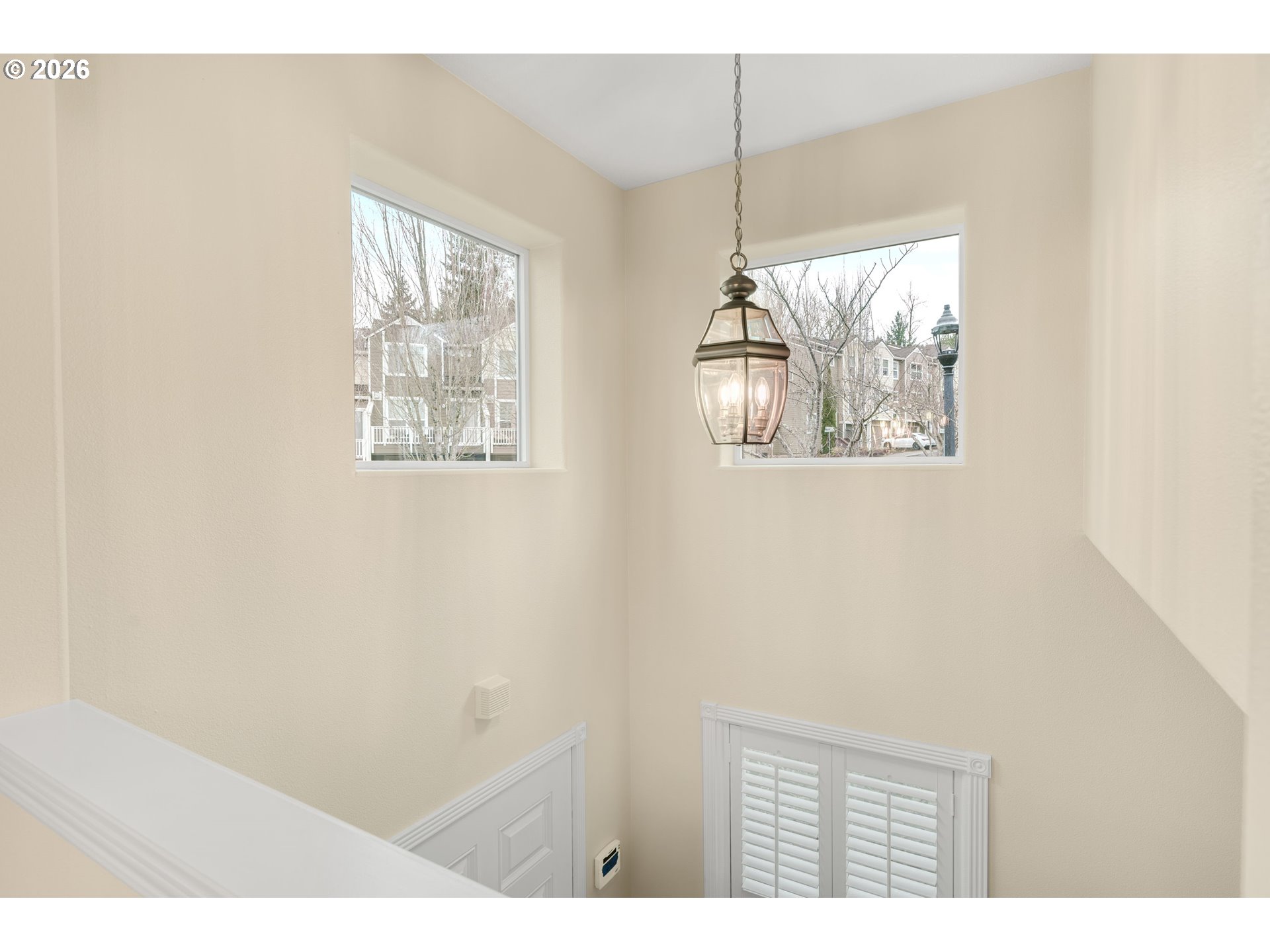 2886 Northwest Kennedy Court Portland, OR 97229 - Photo 27 of 45 Entrance/Foyer