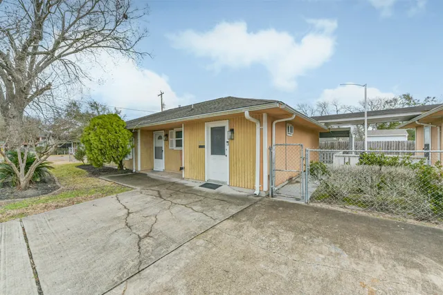 $175,000 | 802 Ave F, South Houston, TX 77587
