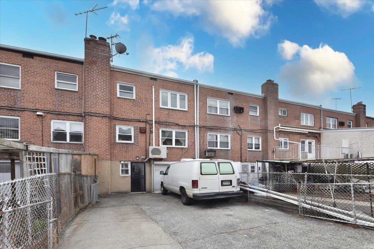 150-15 78th Road Queens, NY 11367 - Photo 27 of 28