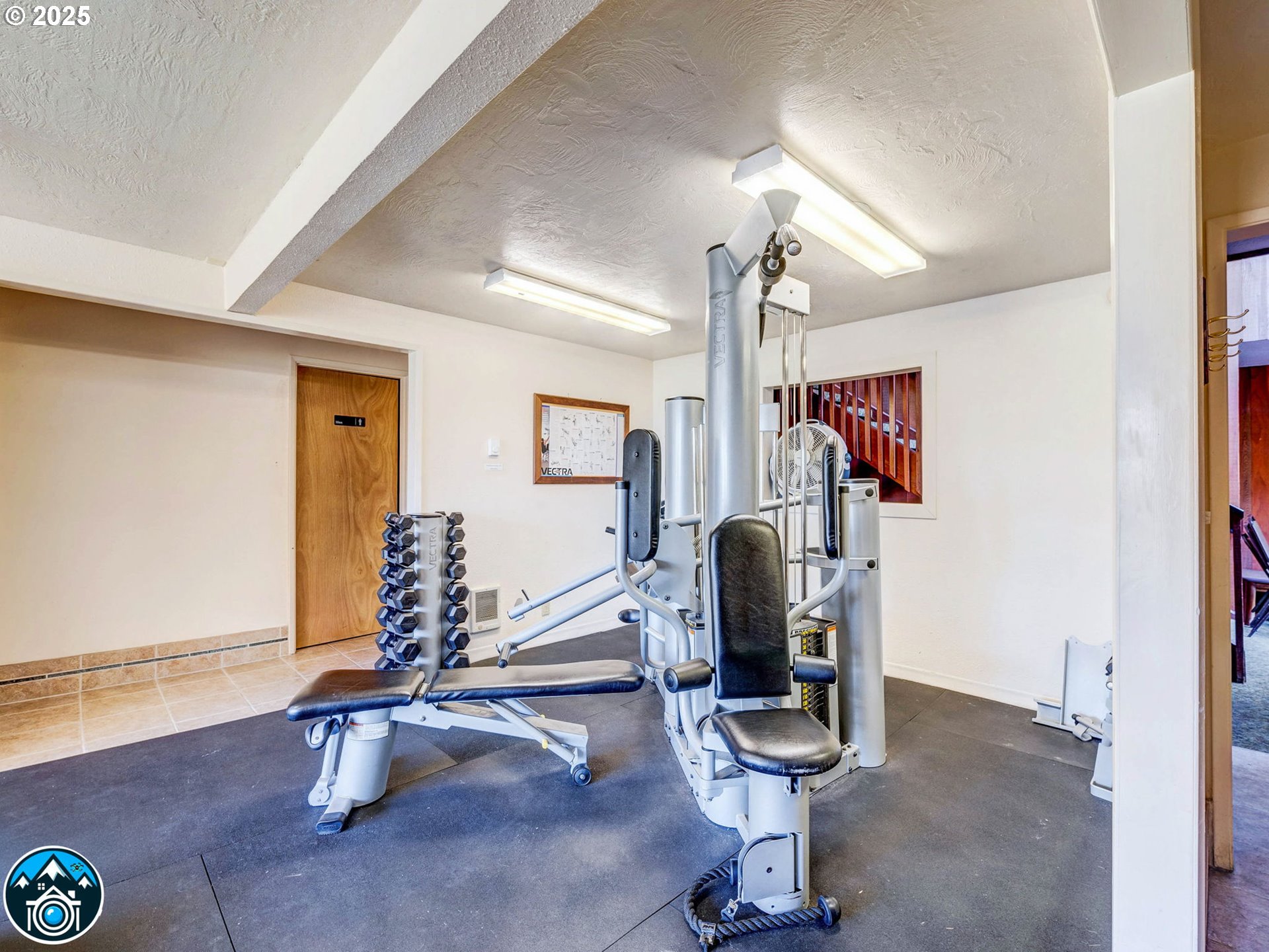 119 Treehill Loop, Unit 119 Eugene, OR 97405 - Photo 27 of 30 Weight Room