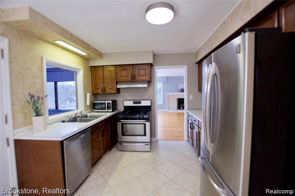 31315 Franklin Road Franklin, MI 48025 - Photo 10 of 40