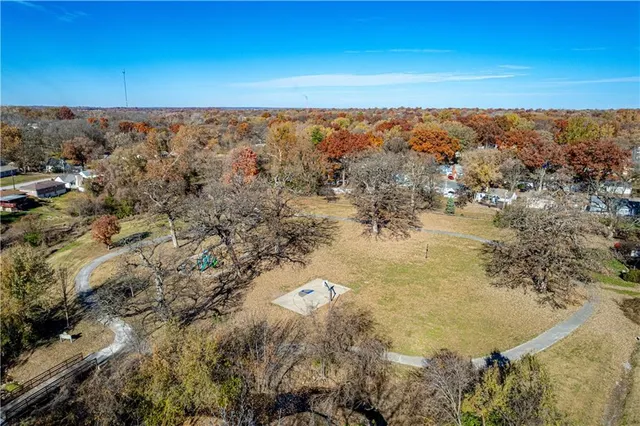 $179,900 | 2925 South Norwood Avenue, Independence, MO 64052