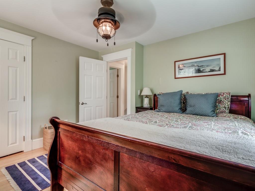 18 Hunts Point Road Cape Elizabeth, ME 04107 - Photo 20 of 34 2nd floor bedroom.
