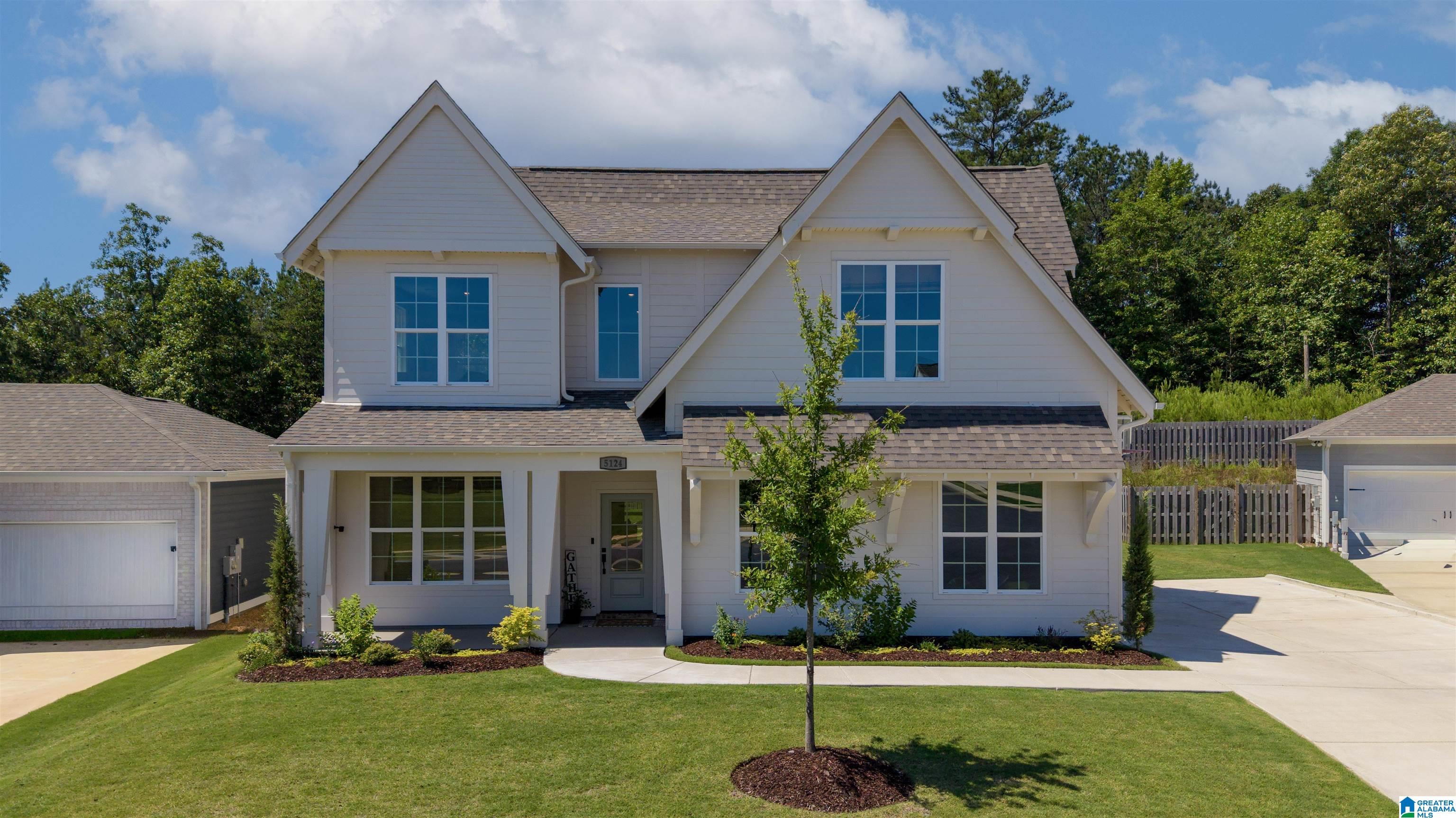 5124 Simms Ridge Pelham, AL 35124 - Photo 3 of 38