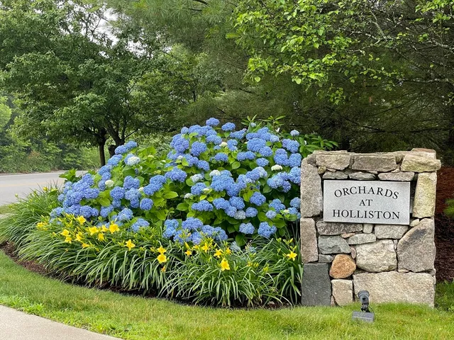 $710,000 | 37 Garett Way, Unit 37, Holliston, MA 01746