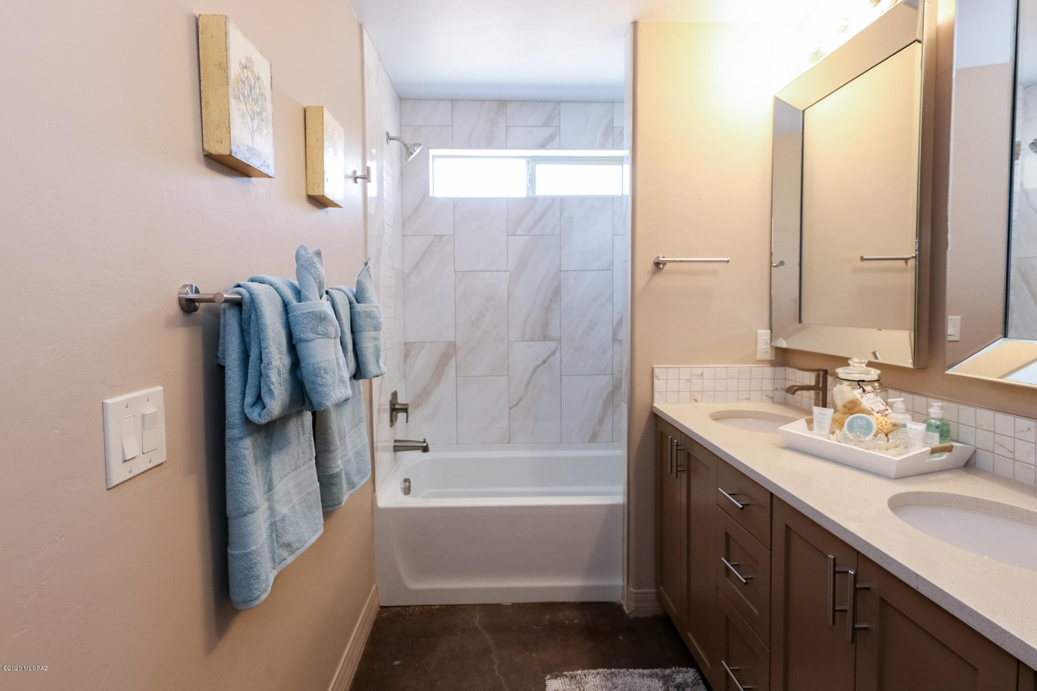 10340 West Rudasill Road Tucson, AZ 85743 - Photo 18 of 26 Masterbath