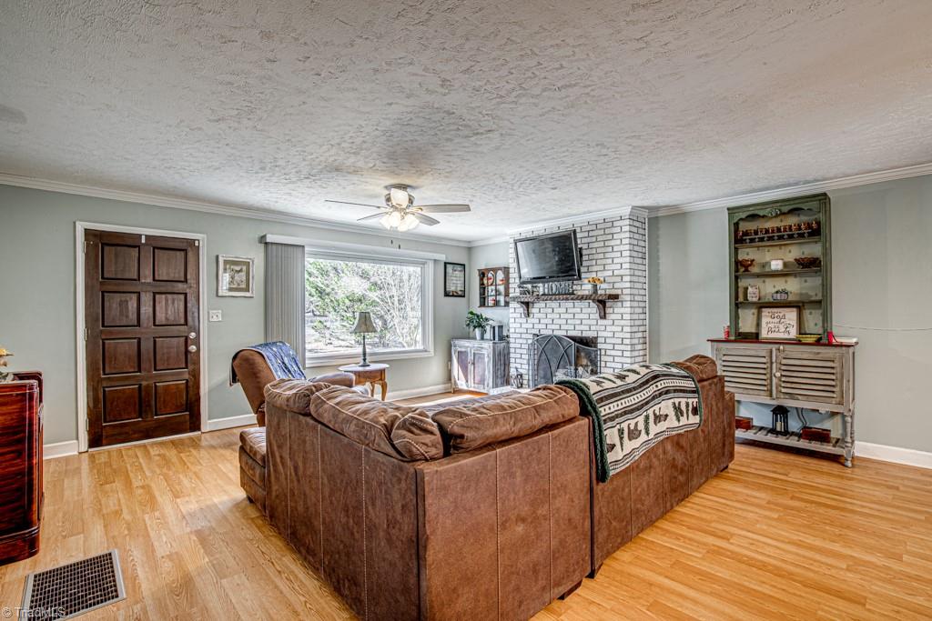 4100 Welcome-Arcadia Road Lexington, NC 27295 - Photo 3 of 25 Gallery Image 3