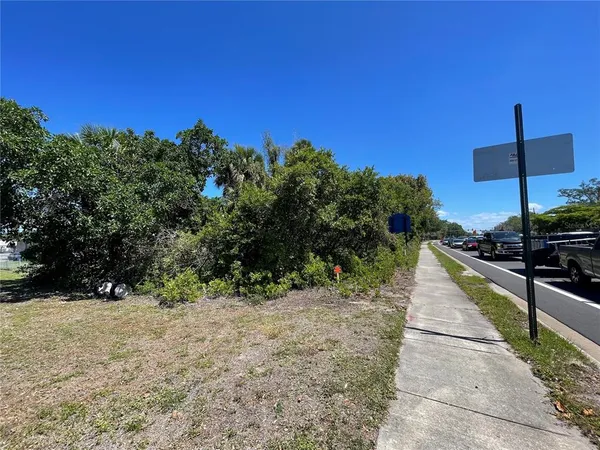 $1,000 | 1519 Manatee Avenue East, Bradenton, FL 34208