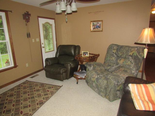 196 Joe Williams Road Five Points, TN 38457 - Photo 2 of 20 Living Room