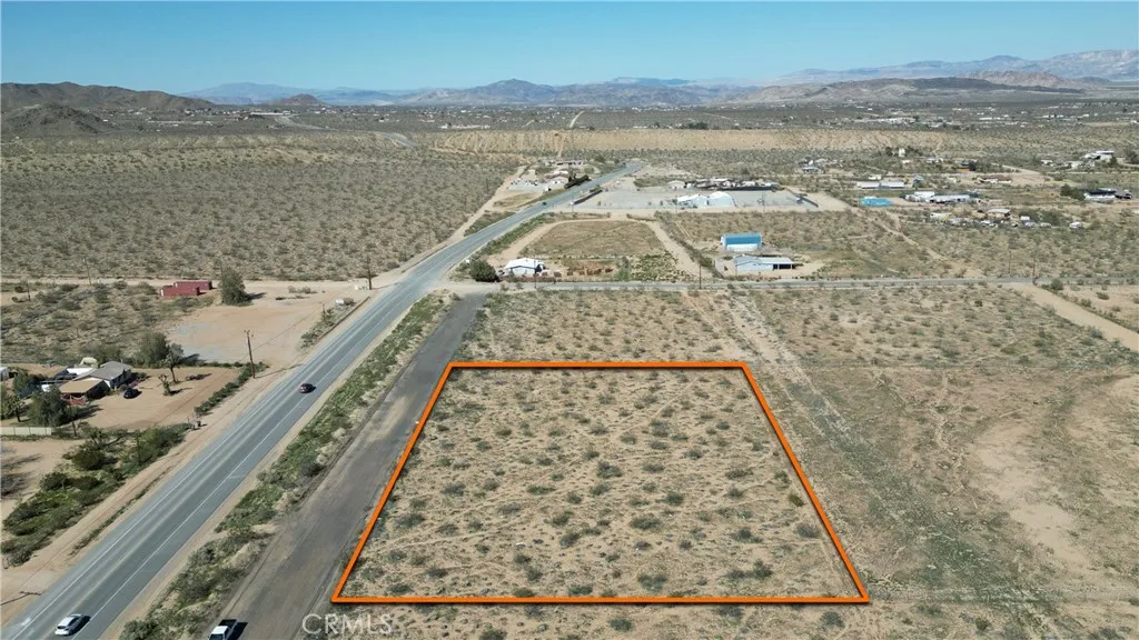 0 Old Woman Springs Road Yucca Valley, CA 92285 - Photo 9 of 11 a view of a balcony